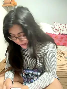 Snapshot of karysweetbeaury chatting on 01.06.26 karysweetbeaury online show from 01.06.26