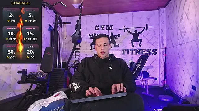 Snapshot of Dustin_Sonne chatting on 10.27.25 Dustin Sonne online show from 10.27.25