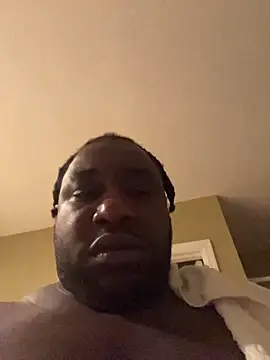 Snapshot of Jackfrost8871 chatting on 12.16.25 Jackfrost8871 online show from 12.16.25