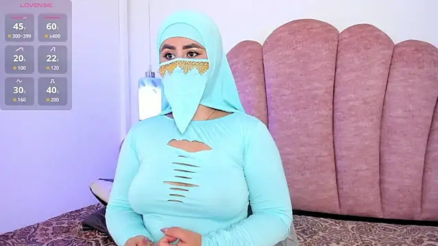 Snapshot of halabi_saha chatting on 10.17.25 halabi saha online show from 10.17.25