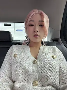 winter11 online show from 11.26.25