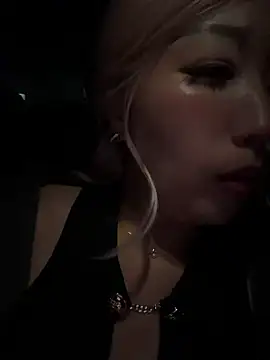 winter11 online show from 11.26.25