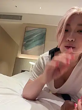 winter11 online show from 03.08.26