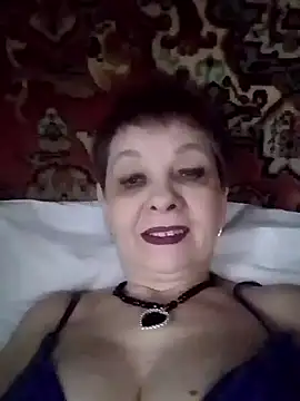 Snapshot of Rose60301 chatting on 11.27.25 Rose60301 online show from 11.27.25