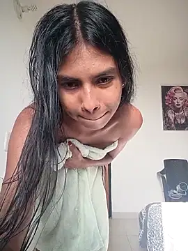 Snapshot of NovaTemptress chatting on 11.26.25 NovaTemptress online show from 11.26.25