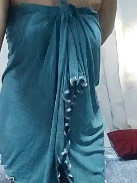 Snapshot of linakhalifa chatting on 09.14.25 linakhalifa online show from 09.14.25