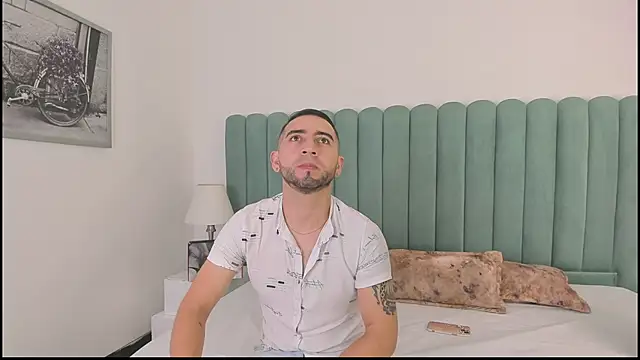 Lushian  online show from 10.06.25