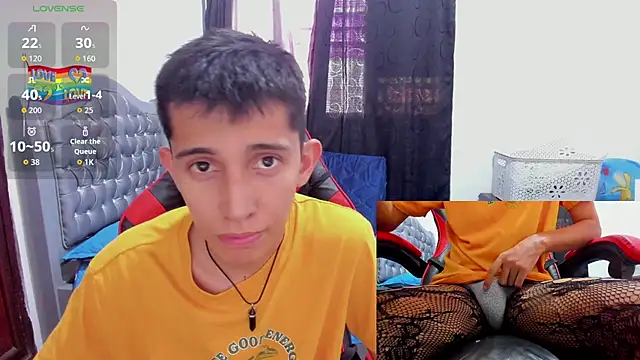 gomitaboy 1 online show from 10.27.25