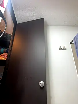 Snapshot of Marthina chatting on 11.25.25 Marthina online show from 11.25.25