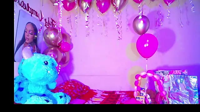 pink 7777 online show from 11.08.25