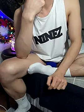 Snapshot of icejuljulju chatting on 12.22.25 icejuljulju online show from 12.22.25