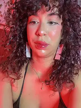 collins Daph online show from 09.25.25