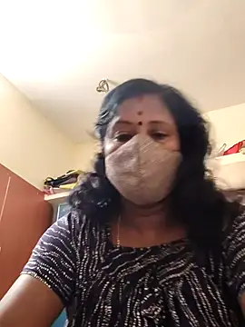 Snapshot of tamil_Nathi chatting on 11.11.25 tamil Nathi online show from 11.11.25