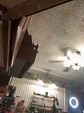 Snapshot of Integrityofsin chatting on 10.27.25 Integrityofsin online show from 10.27.25