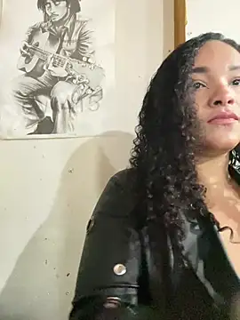 Snapshot of ivonne_diaz1 chatting on 06.08.26 ivonne diaz1 online show from 06.08.26