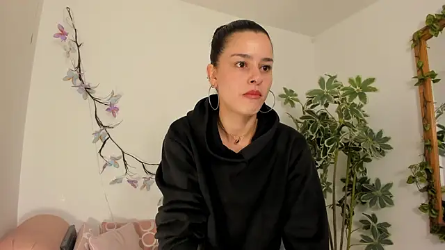 valerieMattson online show from 11.27.25