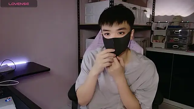 Snapshot of doggyman523 chatting on 11.09.25 doggyman523 online show from 11.09.25