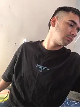 Snapshot of Cesar_Augusto chatting on 02.17.26 Cesar Augusto online show from 02.17.26