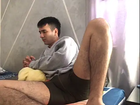 Snapshot of Cesar_Augusto chatting on 03.03.26 Cesar Augusto online show from 03.03.26