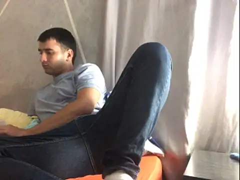 Snapshot of Cesar_Augusto chatting on 03.30.26 Cesar Augusto online show from 03.30.26