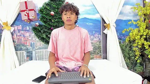 MilthonDelis online show from 11.20.25