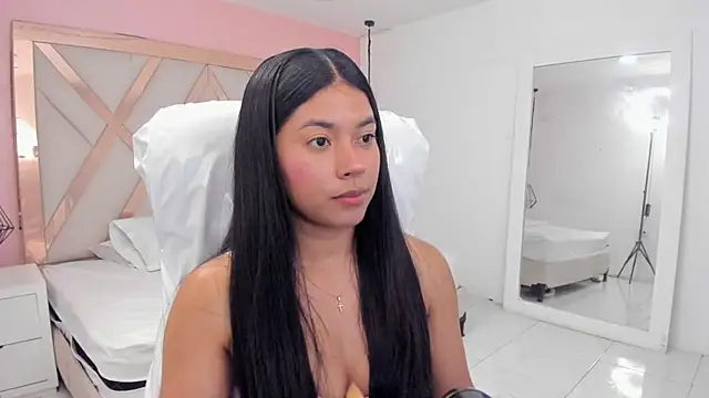 samantaa shy online show from 12.04.25