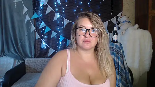 NikaSkylink online show from 09.26.25