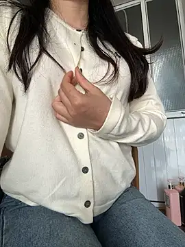 Snapshot of Emachiii chatting on 11.12.25 Emachiii online show from 11.12.25