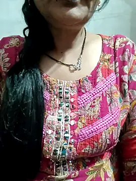 Snapshot of Cuty_siya_143 chatting on 10.11.25 Cuty siya 143 online show from 10.11.25