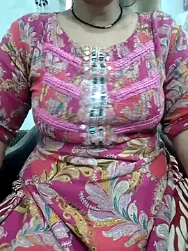 Snapshot of Cuty_siya_143 chatting on 02.01.26 Cuty siya 143 online show from 02.01.26