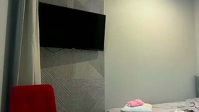 LuxXAngel online show from 04.24.26