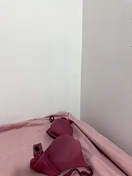 Snapshot of YourSlutBoySl chatting on 10.14.25 YourSlutBoySl online show from 10.14.25