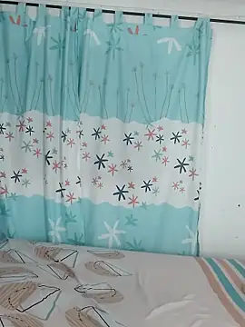 AntonelaMorriz online show from 11.13.25