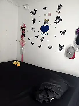 AntonelaMorriz online show from 12.17.25