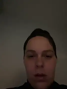 MamaSpicy online show from 11.25.25