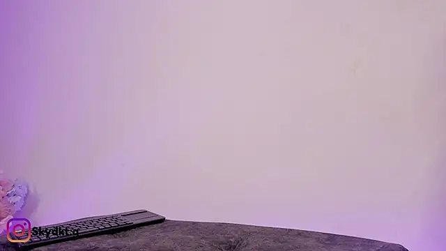 Snapshot of Sky_Dark7 chatting on 11.15.25 Sky Dark7 online show from 11.15.25