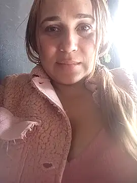 Snapshot of Bby_Zicast chatting on 02.12.26 Bby Zicast online show from 02.12.26