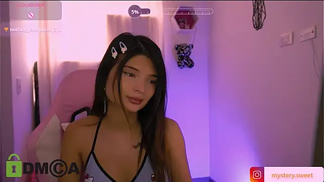 Snapshot of jenniekim777 chatting on 10.08.25 jenniekim777 online show from 10.08.25