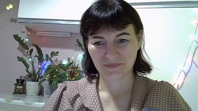 Krystal 82 online show from 09.11.25