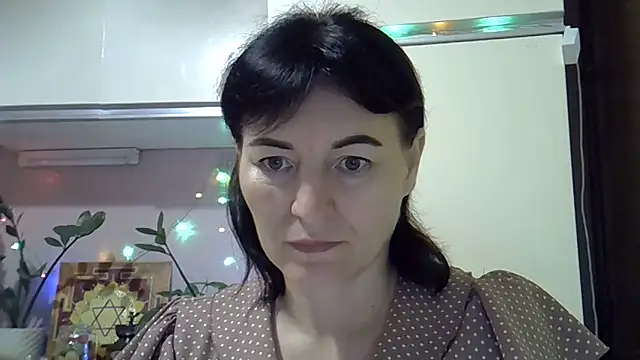 Krystal 82 online show from 09.24.25