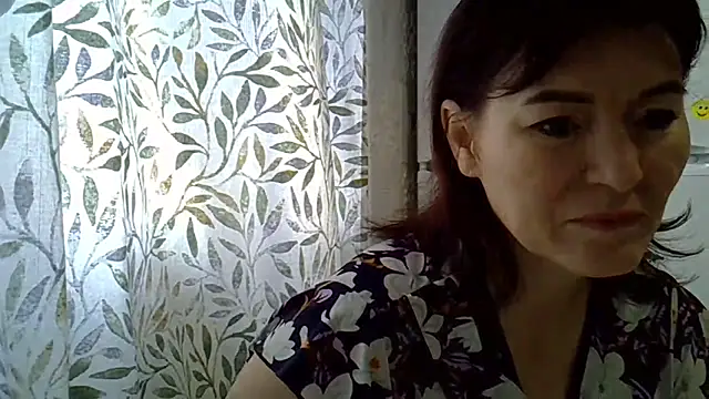 Snapshot of Krystal_82 chatting on 12.23.25 Krystal 82 online show from 12.23.25