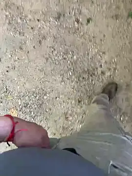 Snapshot of Malesub-84 chatting on 09.11.25 Malesub-84 online show from 09.11.25