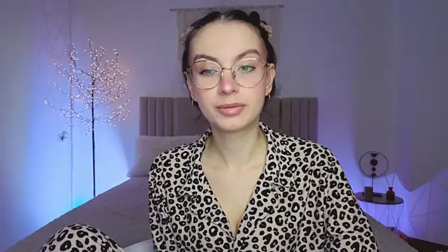 Real cutie1 online show from 03.16.26