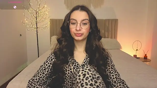 Real cutie1 online show from 04.22.26