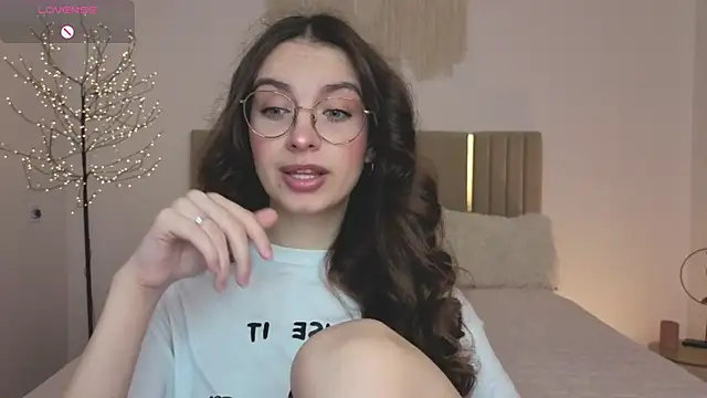 Real cutie1 online show from 04.27.26