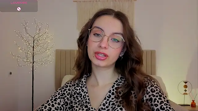 Real cutie1 online show from 05.27.26