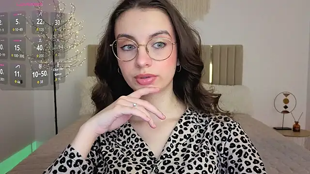 Real cutie1 online show from 06.05.26