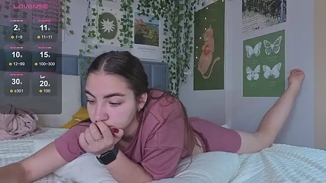 Snapshot of Ashley_Pierce chatting on 09.19.25 Ashley Pierce online show from 09.19.25