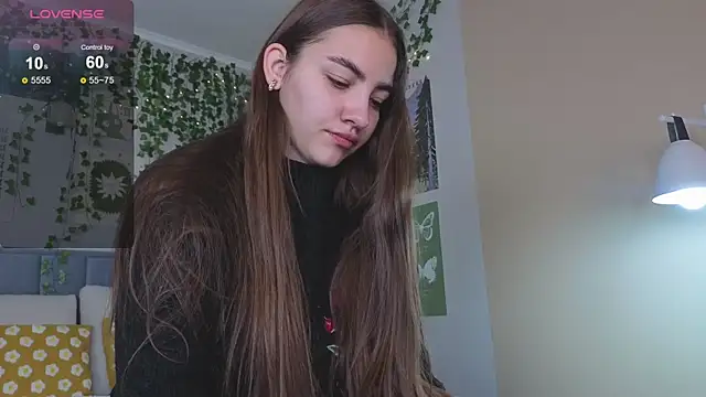 Snapshot of Ashley_Pierce chatting on 09.21.25 Ashley Pierce online show from 09.21.25