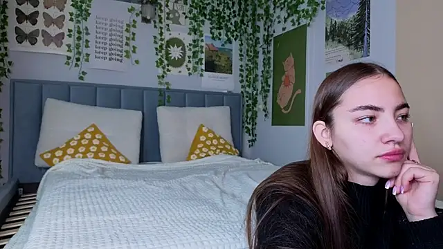 Snapshot of Ashley_Pierce chatting on 10.06.25 Ashley Pierce online show from 10.06.25